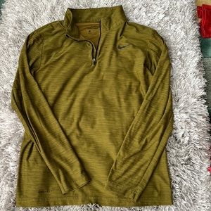 Nike Dri-Fit pullover